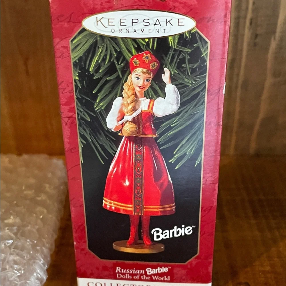 Hallmark Keepsake Ornament Russian Barbie Dolls of the World #4 in Series MINT